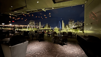 The view from the Four Seasons, St. Louis. Image by Dan Sattel.