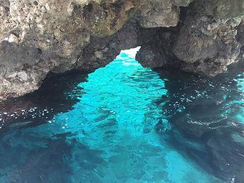 aqua water in Grotto